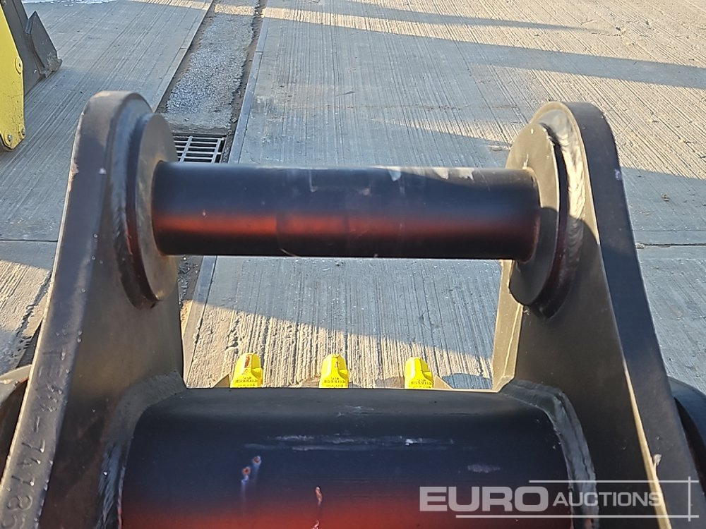 Nov Žlica Unused 24" Digging Bucket 80mm Pin to suit 20 Ton Excavator: slika 11 Nov Žlica Unused 24" Digging Bucket 80mm Pin to suit 20 Ton Excavator: slika 11