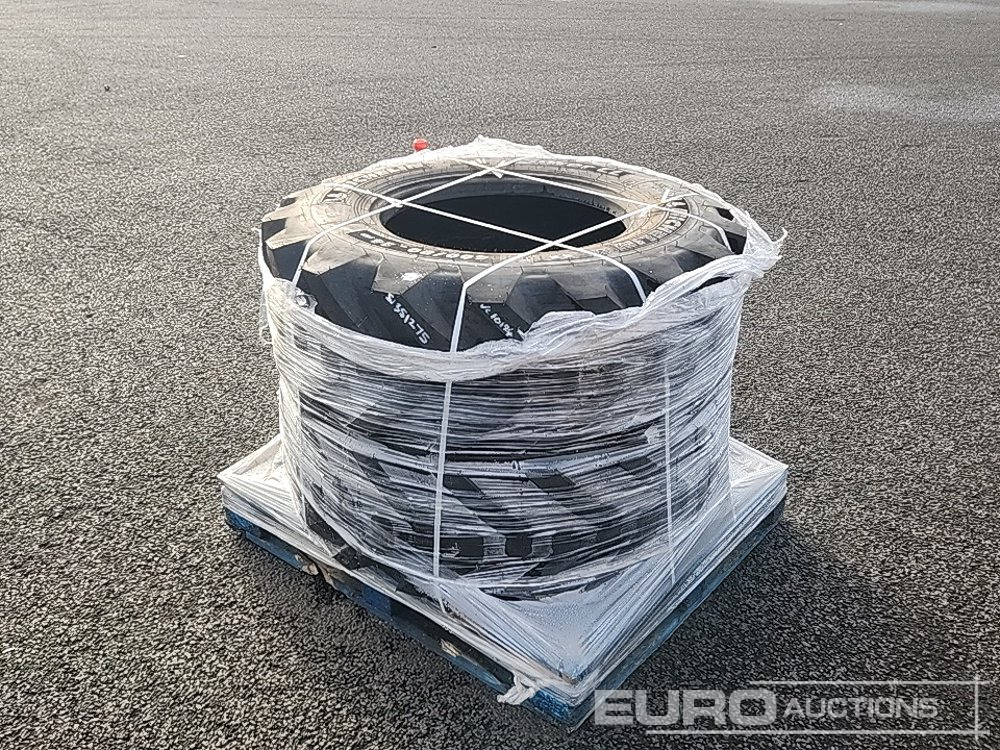 Unused 400/80-24 Michelin Tyres (2 of) - Guma: slika 1 Unused 400/80-24 Michelin Tyres (2 of) - Guma: slika 1