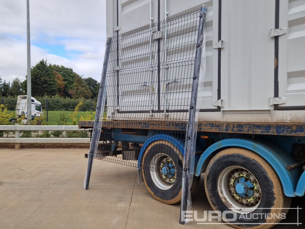 Gradbena oprema Unused Galvanised & Powder Coated Heavy Duty (5mm) Wire Mesh Fencing, 25 x H2.4m x W2.2m Panels, 26 x 60mm x 60mm x3m Posts, with Fittings (Black): slika 21