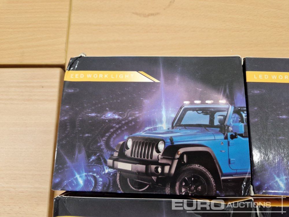 Unused LED Work Lights, 48w, 12V/24V, Adjustable Bracket, IP67 Waterproof, 6000k White (10 of) - Gradbena oprema: slika 5 Unused LED Work Lights, 48w, 12V/24V, Adjustable Bracket, IP67 Waterproof, 6000k White (10 of) - Gradbena oprema: slika 5