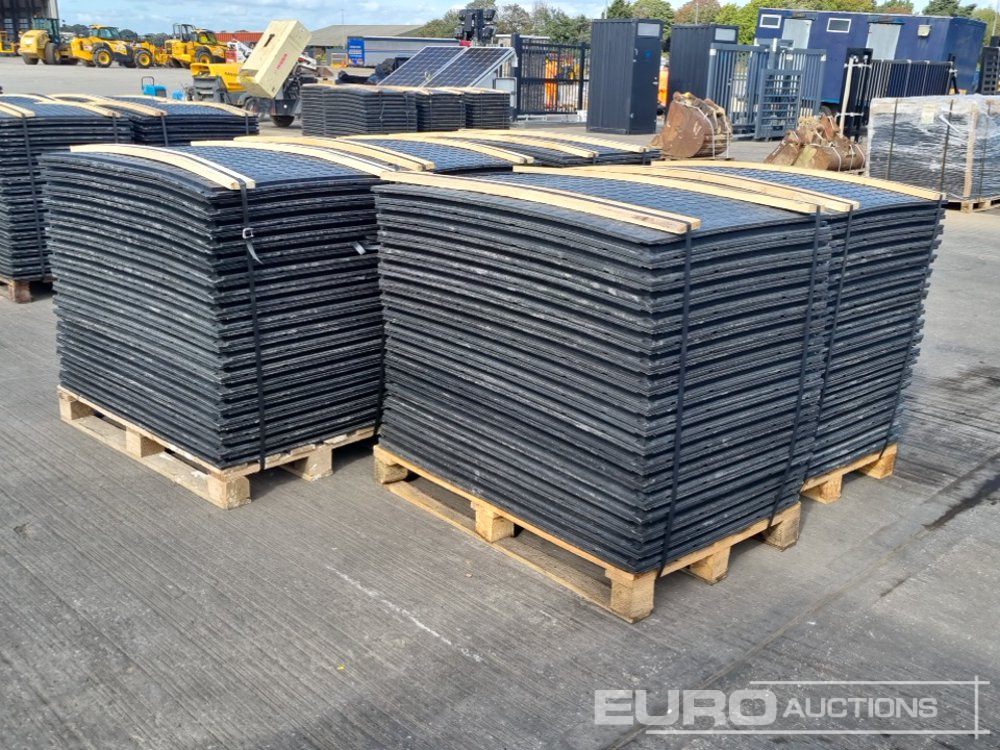 Unused Pallet of 4' x 2.5' Plastic Road Plates (5 of) - Gradbena oprema: slika 3 Unused Pallet of 4' x 2.5' Plastic Road Plates (5 of) - Gradbena oprema: slika 3