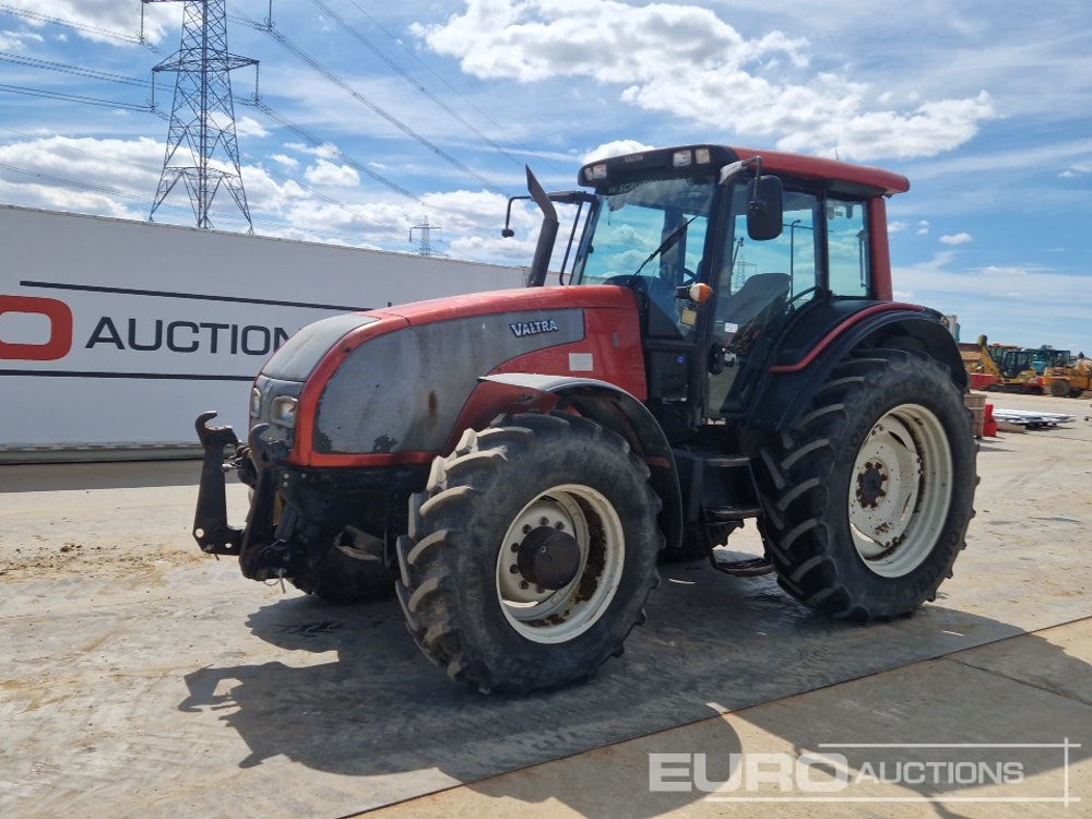Valtra T151 - Traktor: slika 1 Valtra T151 - Traktor: slika 1