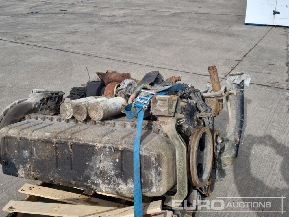 Motor Volvo 6 Cylinder Engine: slika 7