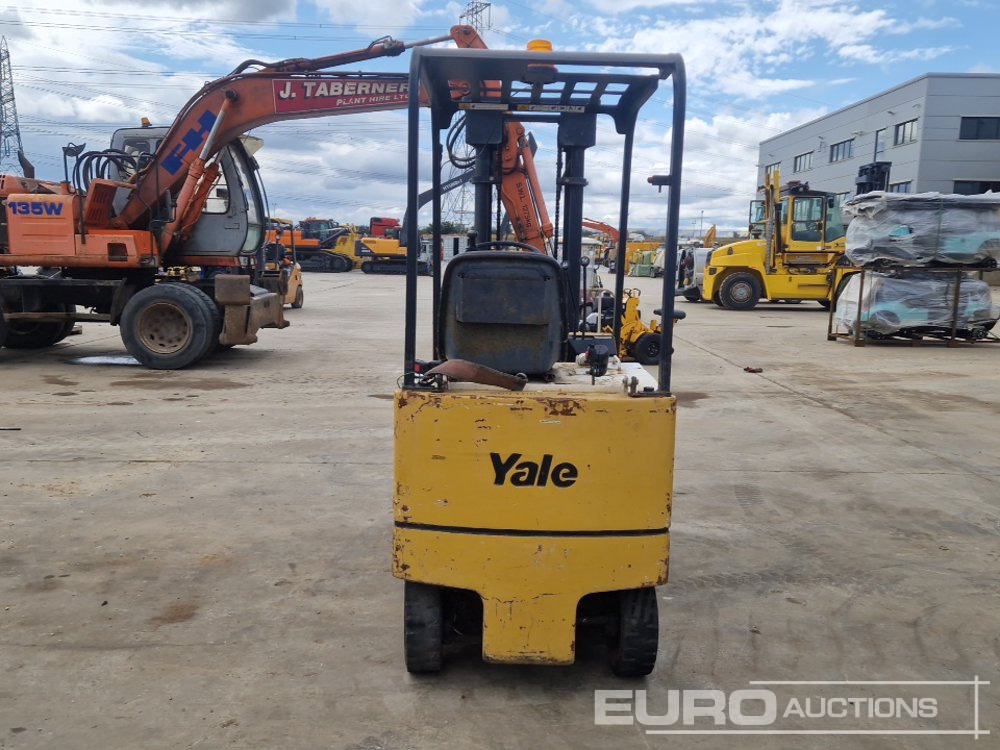 Yale ERC12DAEV2160 Electric Forklift, 2 Stage Mast, Forks (No Drive) - Električni viličar: slika 4 Yale ERC12DAEV2160 Electric Forklift, 2 Stage Mast, Forks (No Drive) - Električni viličar: slika 4