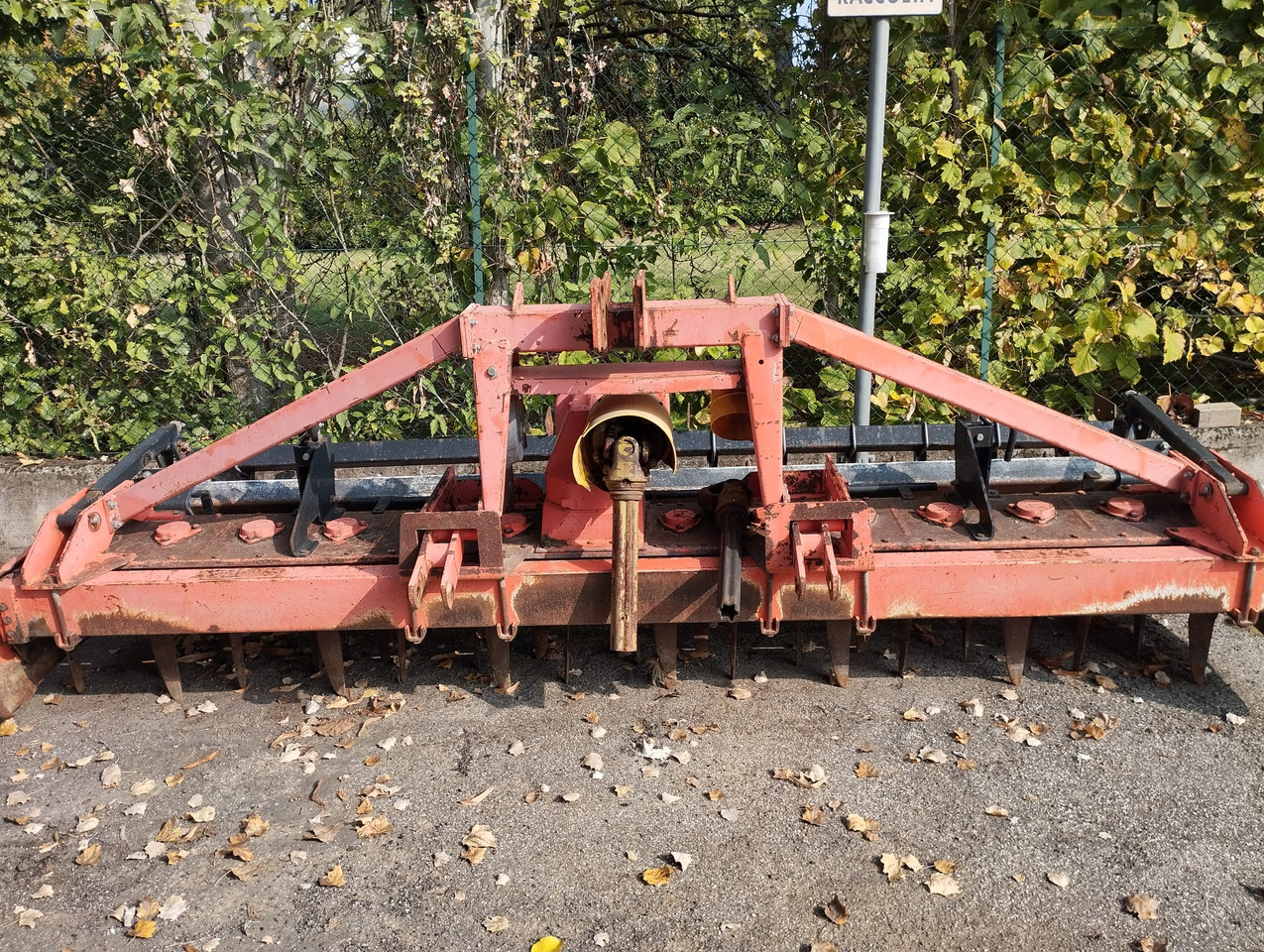 Maschio erpice rotante usato Dominator 3,5m - Zemeljska freza: slika 1 Maschio erpice rotante usato Dominator 3,5m - Zemeljska freza: slika 1