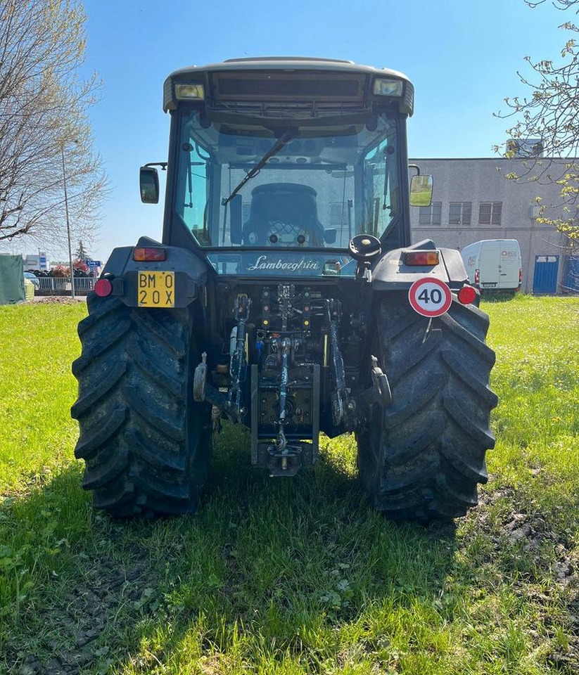 Trattore usato Lamborghini Spire 90.4 - 2015 - Traktor: slika 4 Trattore usato Lamborghini Spire 90.4 - 2015 - Traktor: slika 4