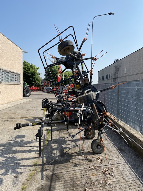 Voltafieno usato Gallignani - Obračalnik/ Zgrabljalnik: slika 3 Voltafieno usato Gallignani - Obračalnik/ Zgrabljalnik: slika 3