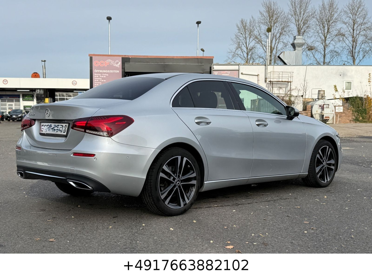 Mercedes-Benz A 200 Lim./LED/KAMERA/NAVI/SITZHZG. - Limuzina: slika 3 Mercedes-Benz A 200 Lim./LED/KAMERA/NAVI/SITZHZG. - Limuzina: slika 3