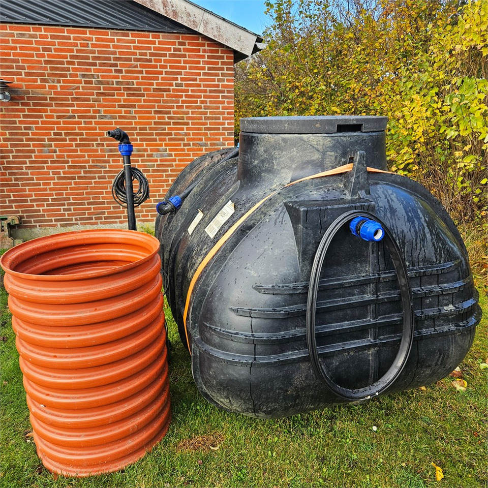 ABC 2 m3 - Rezervoar za skladiščenje, Gradbena oprema: slika 4 ABC 2 m3 - Rezervoar za skladiščenje, Gradbena oprema: slika 4