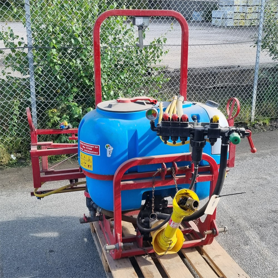 ABC P 329 - Škropilnica: slika 2 ABC P 329 - Škropilnica: slika 2