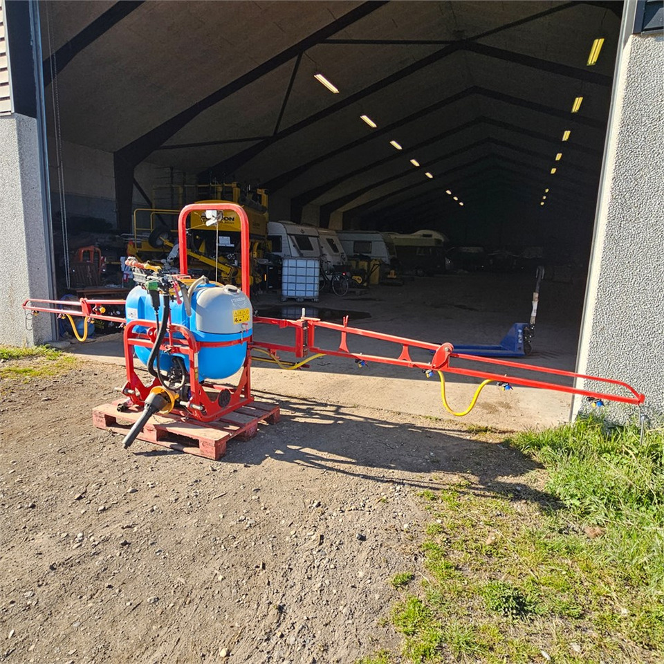 ABC P329/4 - Škropilnica: slika 4 ABC P329/4 - Škropilnica: slika 4