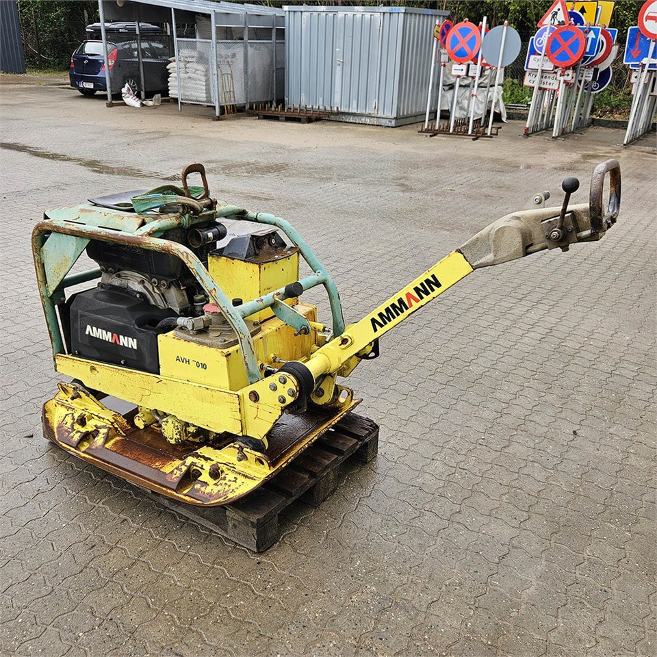 Ammann AVH 7010 - Vibracijska plošča: slika 1 Ammann AVH 7010 - Vibracijska plošča: slika 1