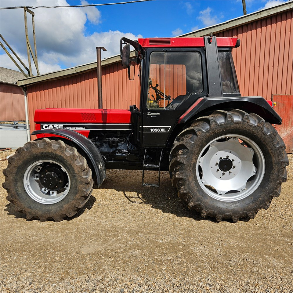 CASE IH 1056 XL - Traktor: slika 3 CASE IH 1056 XL - Traktor: slika 3