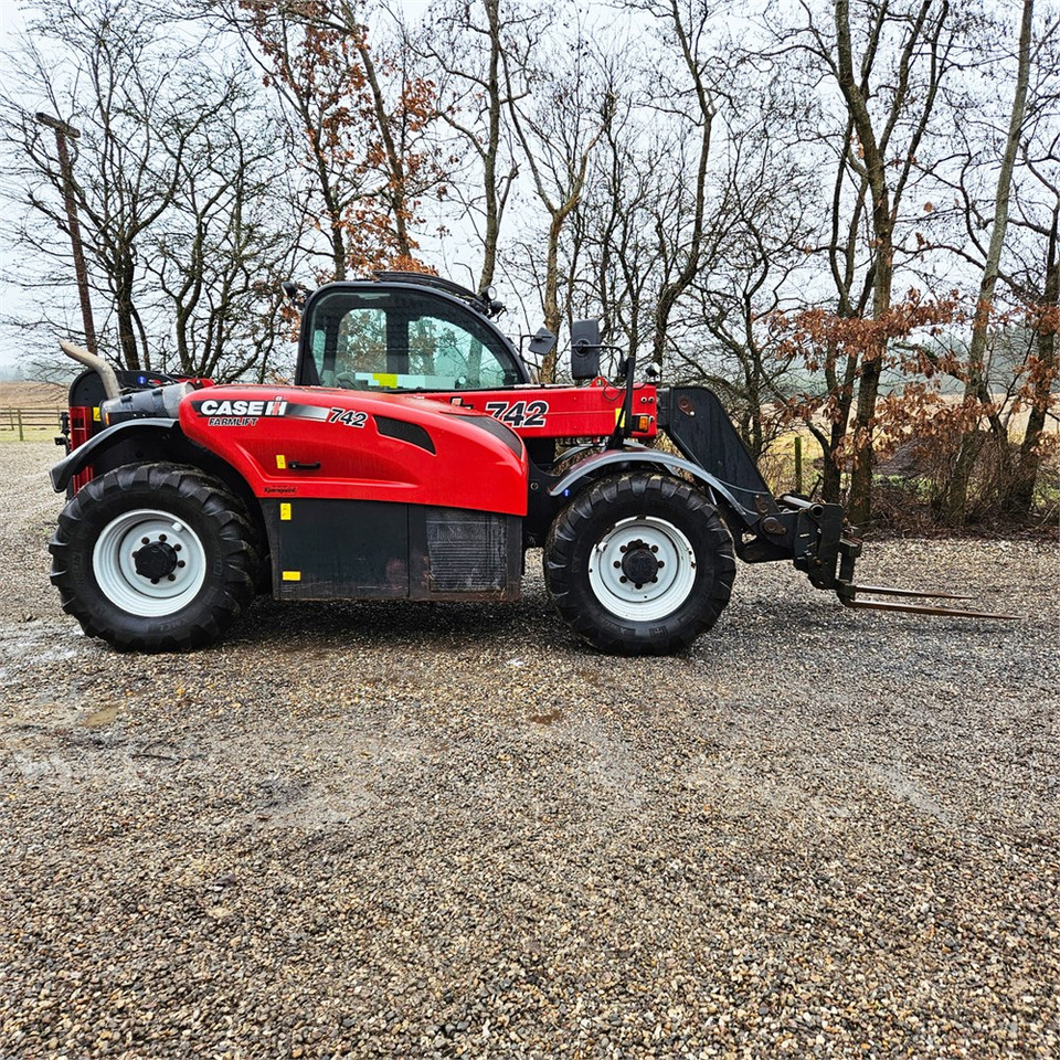 CASE IH Farmlift 742 - Teleskopski viličar: slika 3 CASE IH Farmlift 742 - Teleskopski viličar: slika 3