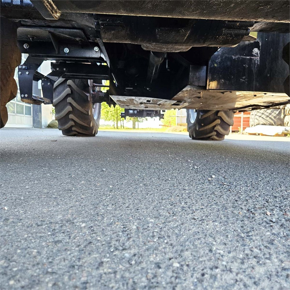 Teleskopski viličar Case Farmlift 742: slika 20