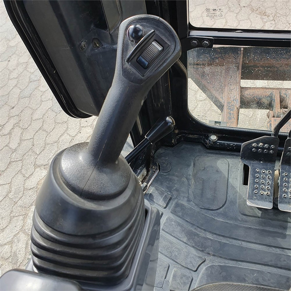 Caterpillar 303.5 E CR lizing Caterpillar 303.5 E CR: slika 20