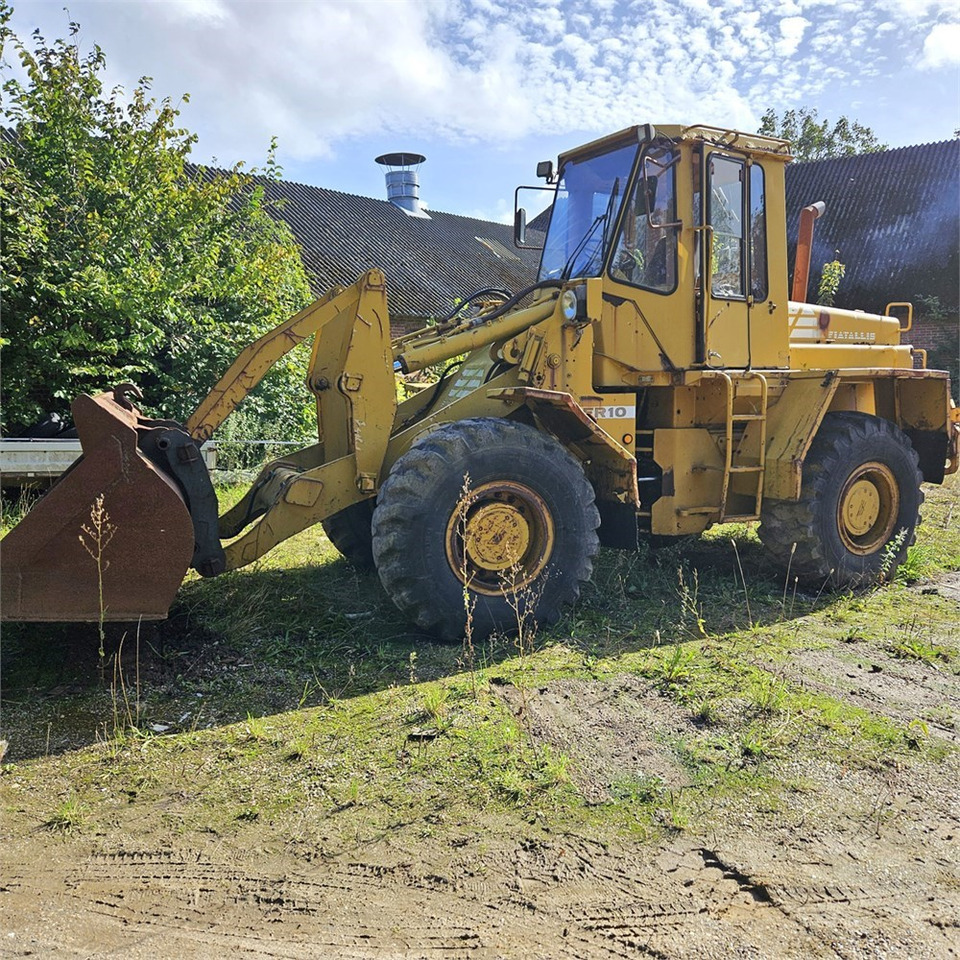 Fiat-Allis FR10 - Kolesni nakladalec: slika 1 Fiat-Allis FR10 - Kolesni nakladalec: slika 1