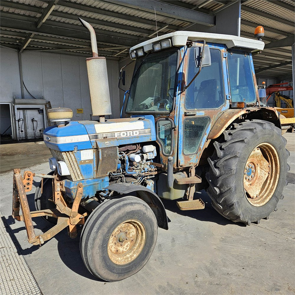 Ford 6810 - Traktor: slika 1 Ford 6810 - Traktor: slika 1
