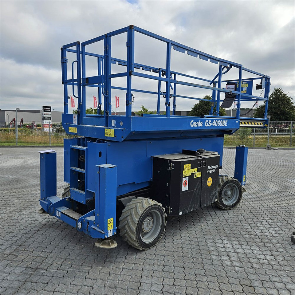 Genie GS-4069 BE - Škarjasta dvižna ploščad: slika 3 Genie GS-4069 BE - Škarjasta dvižna ploščad: slika 3