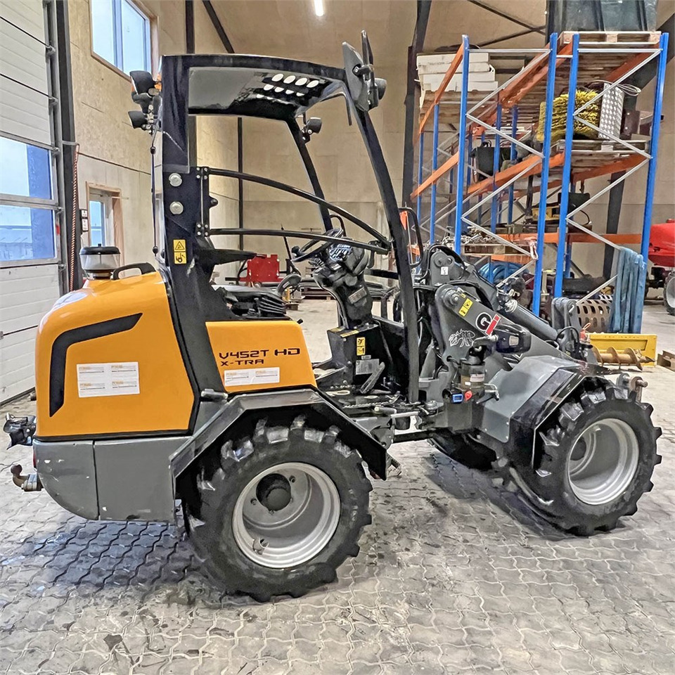 Giant V452T X-Tra HD - Kolesni nakladalec: slika 5 Giant V452T X-Tra HD - Kolesni nakladalec: slika 5