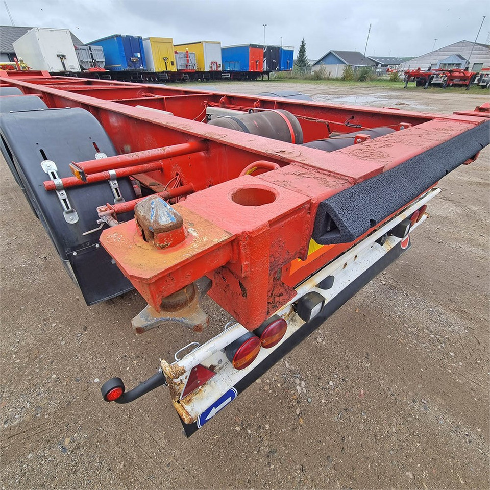 Kontejnerska polprikolica/ Polprikolica z zamenljivim tovoriščem HFR Container chassis: slika 14