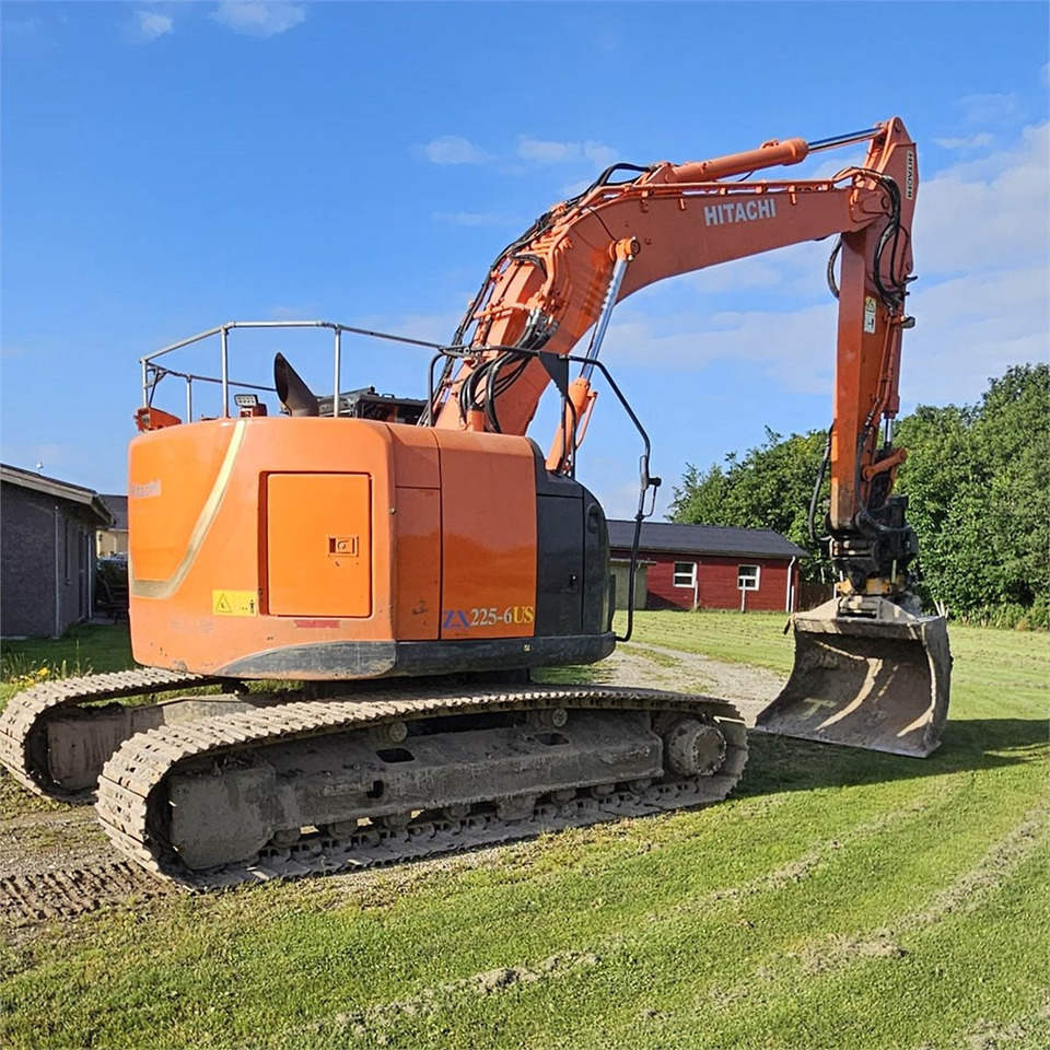 Hitachi ZX 225 - Bager goseničar: slika 3 Hitachi ZX 225 - Bager goseničar: slika 3
