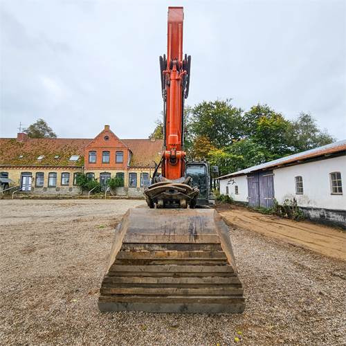 Hitachi ZX210 LC-6 - Bager goseničar: slika 4 Hitachi ZX210 LC-6 - Bager goseničar: slika 4