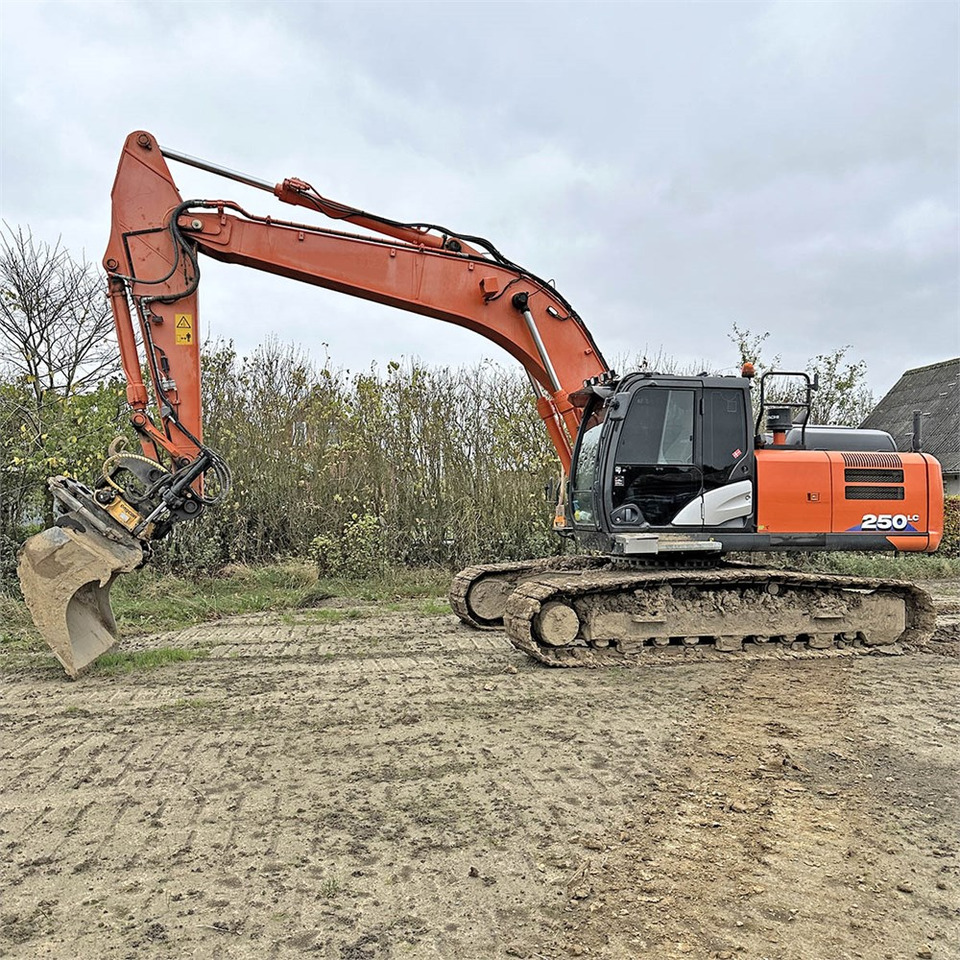Hitachi ZX250 LC-6 - Bager goseničar: slika 1 Hitachi ZX250 LC-6 - Bager goseničar: slika 1