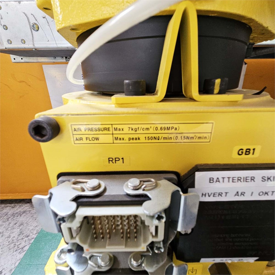 Industrijska oprema Fanuc M-6iB 6S: slika 6