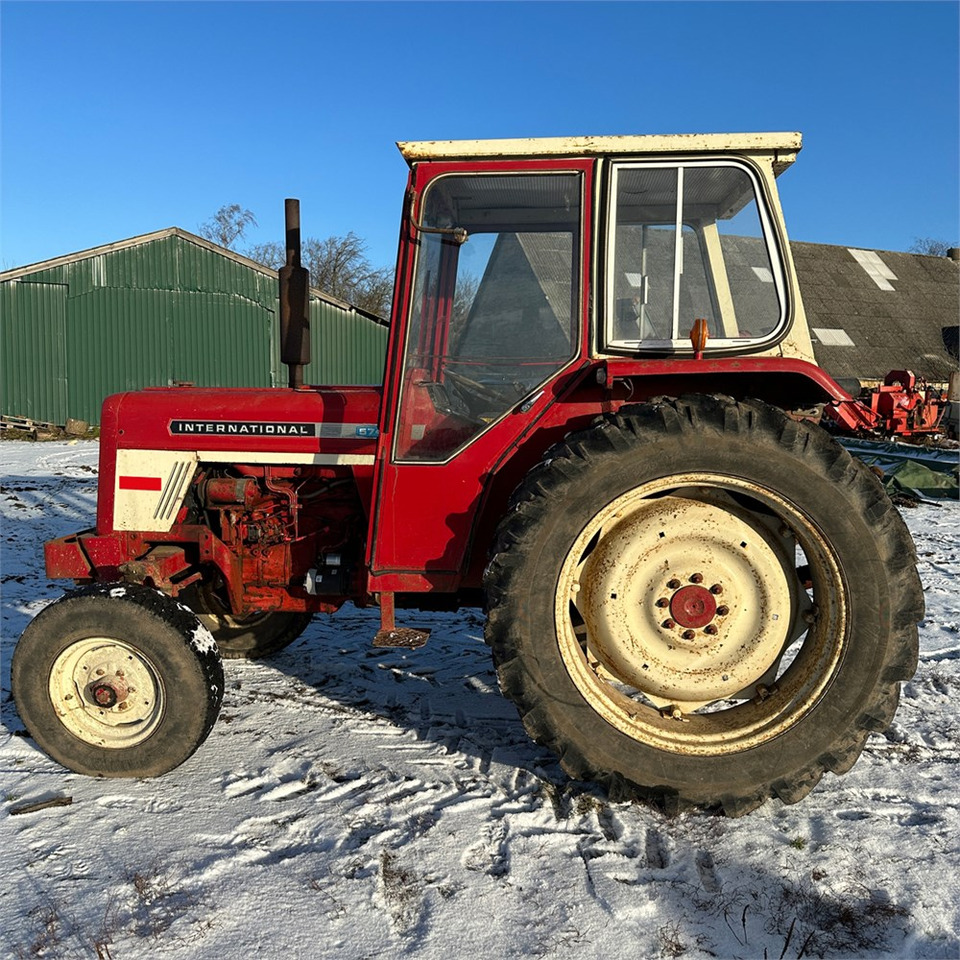 International IH I - 574 - Traktor: slika 3 International IH I - 574 - Traktor: slika 3