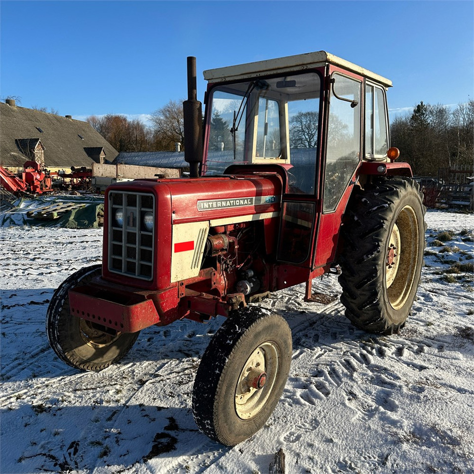 International IH I - 574 - Traktor: slika 2 International IH I - 574 - Traktor: slika 2