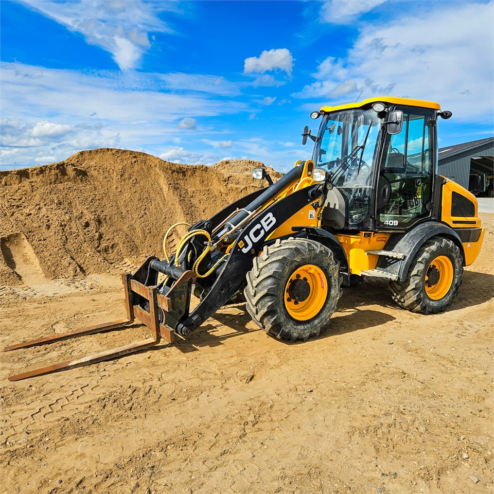 JCB 409 AG T4 - Kolesni nakladalec: slika 1 JCB 409 AG T4 - Kolesni nakladalec: slika 1