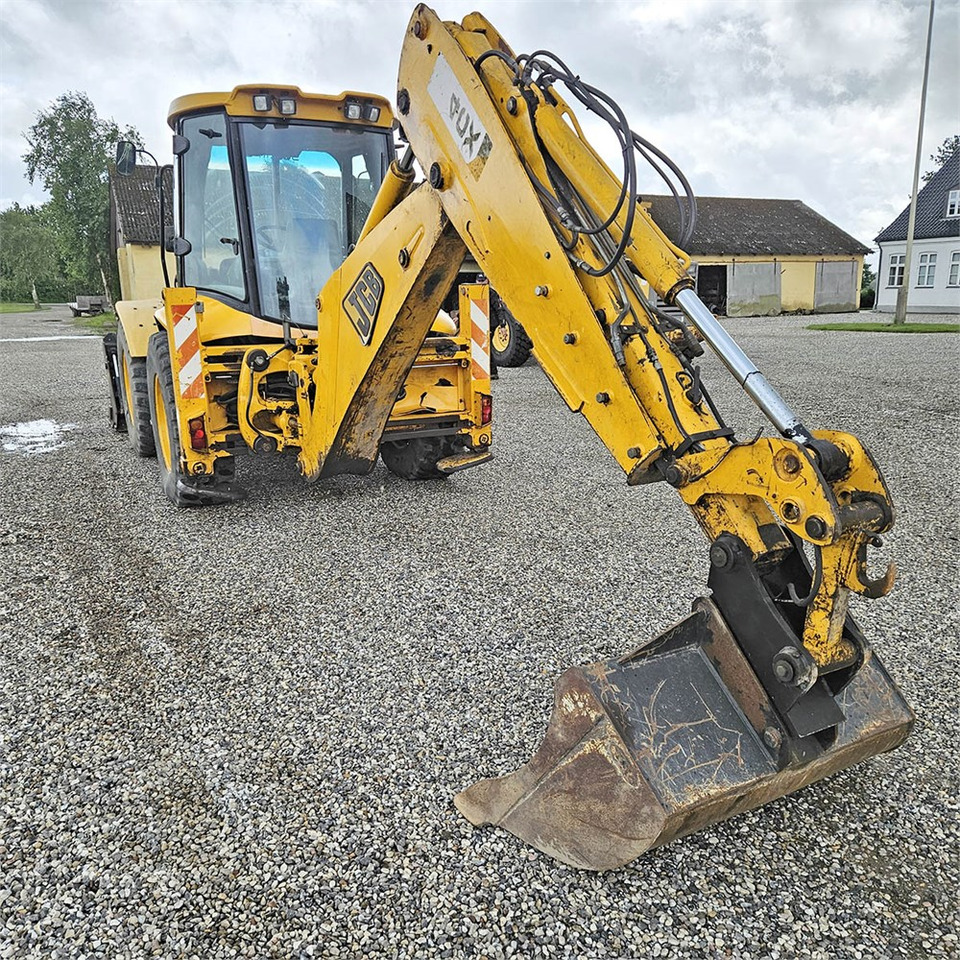JCB 4CX - Bager nakladalec: slika 4 JCB 4CX - Bager nakladalec: slika 4