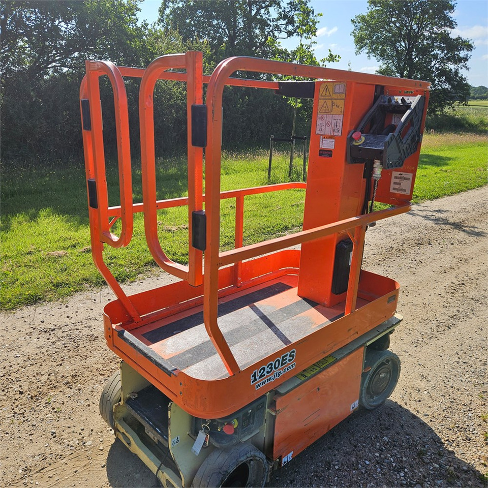JLG 1230 ES - Vertikalni dvižni teleskop: slika 4 JLG 1230 ES - Vertikalni dvižni teleskop: slika 4