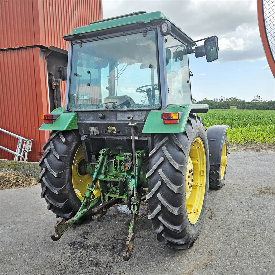 John Deere 2850 MFWD - Traktor: slika 3 John Deere 2850 MFWD - Traktor: slika 3