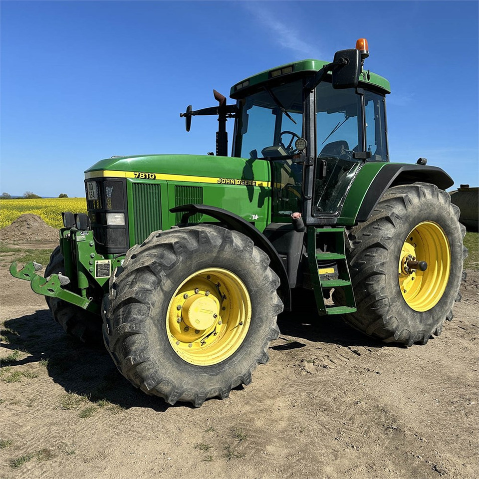 John Deere 7810 - Traktor: slika 1 John Deere 7810 - Traktor: slika 1