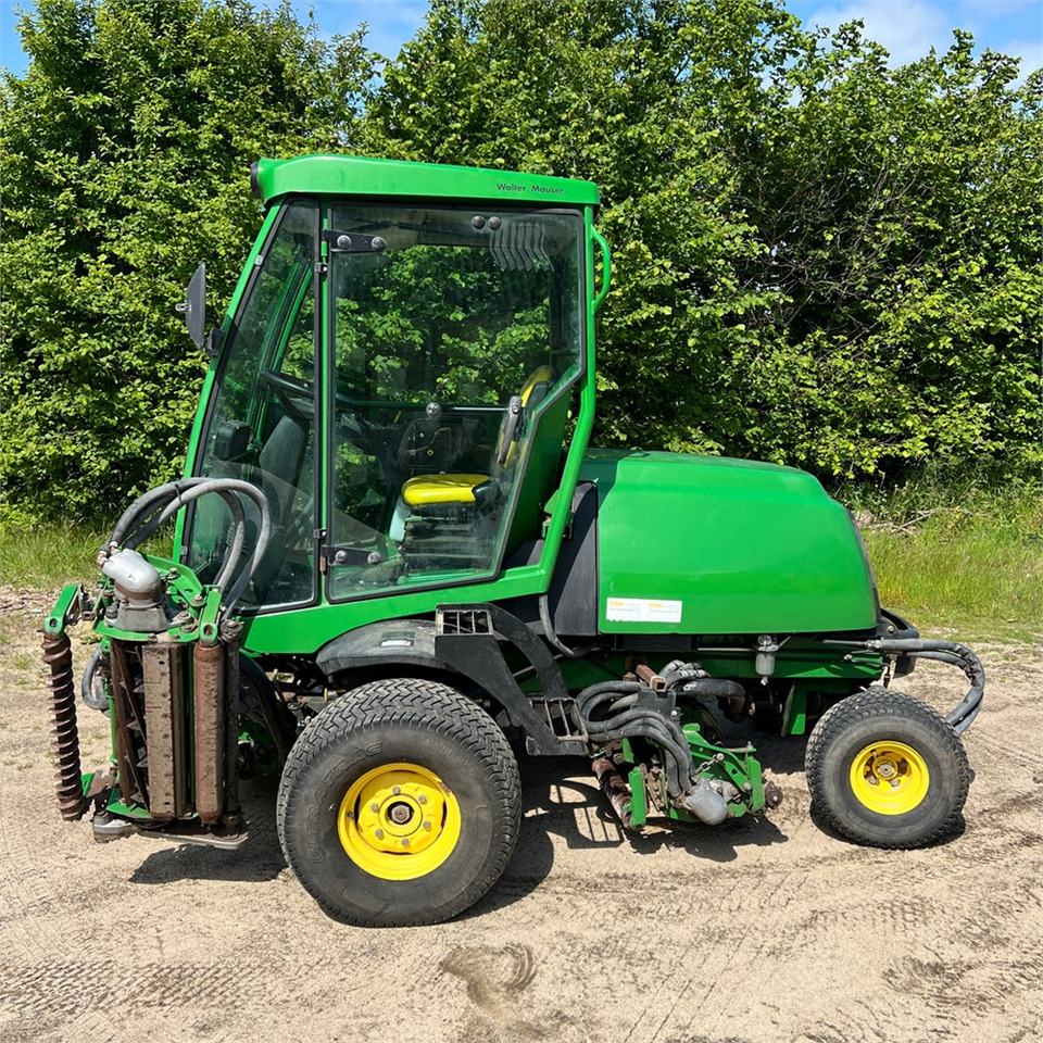 John Deere 8700 PC FM - Vrtna kosilnica: slika 2 John Deere 8700 PC FM - Vrtna kosilnica: slika 2