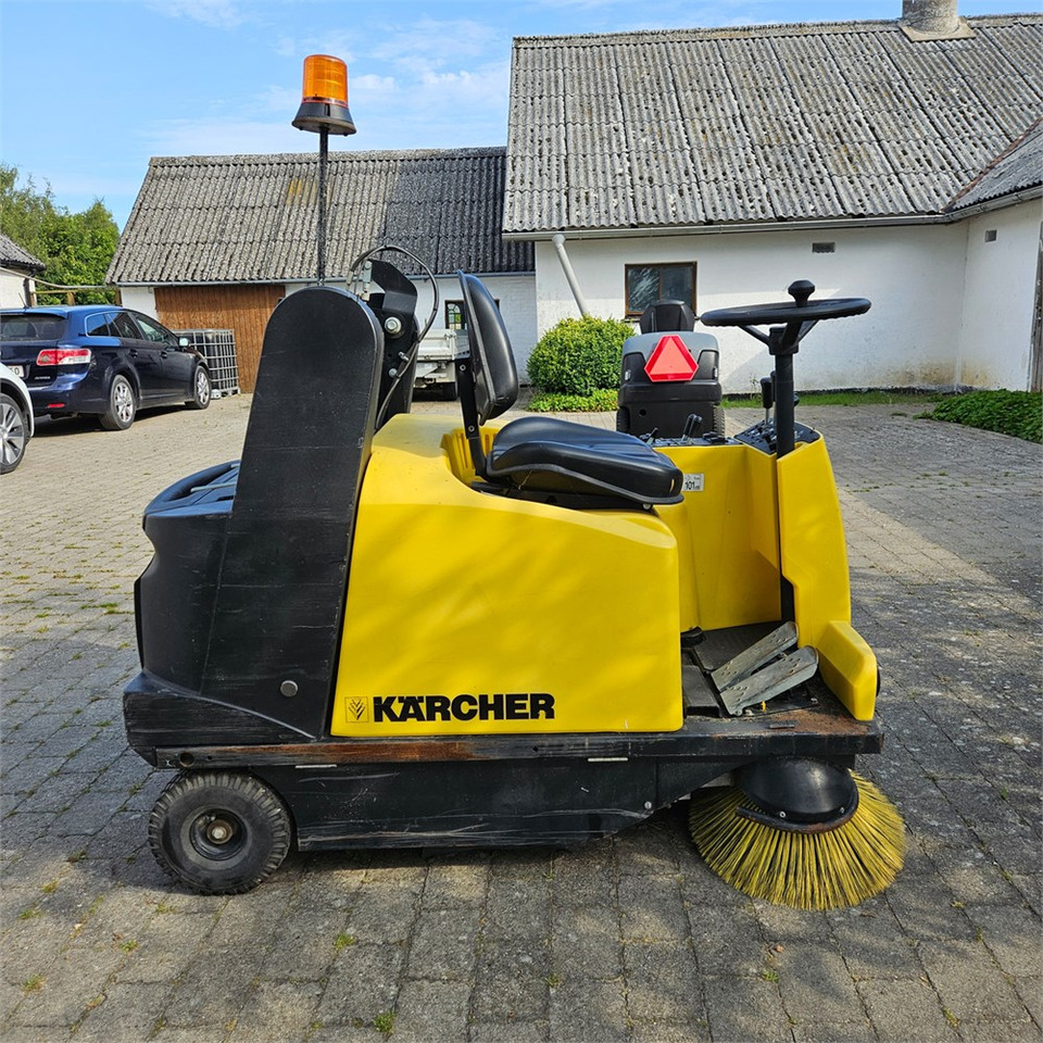 Kärcher KMR 1250 B - Industrijski pometalni stroj: slika 4 Kärcher KMR 1250 B - Industrijski pometalni stroj: slika 4