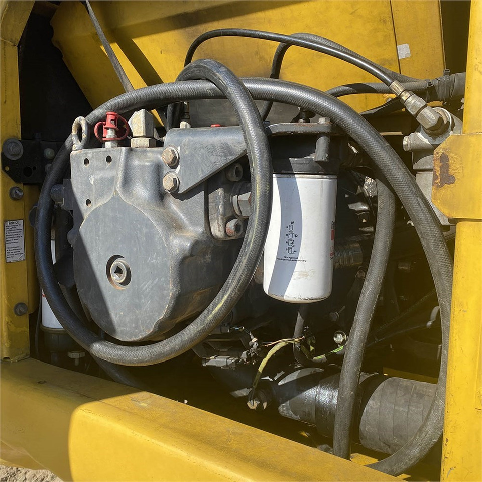Bager goseničar Komatsu PC210 LC-8K: slika 29