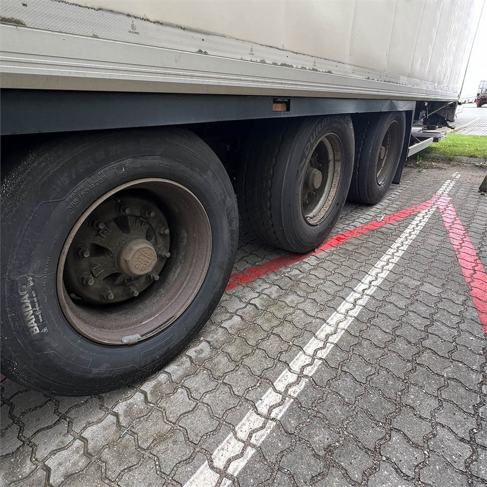 Polprikolica hladilnik Krone Refrigerated trailer: slika 23 Polprikolica hladilnik Krone Refrigerated trailer: slika 23