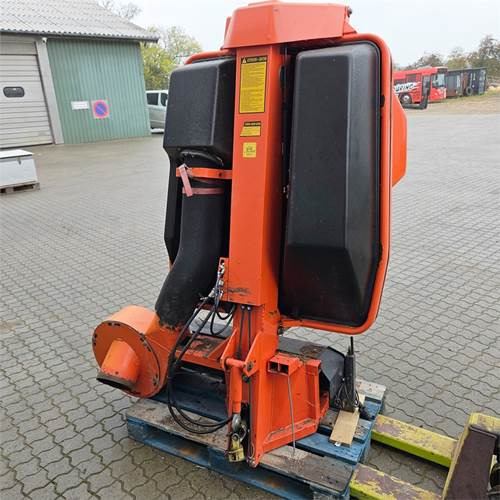 Kubota Græsopsamler - Vrtna oprema: slika 1 Kubota Græsopsamler - Vrtna oprema: slika 1