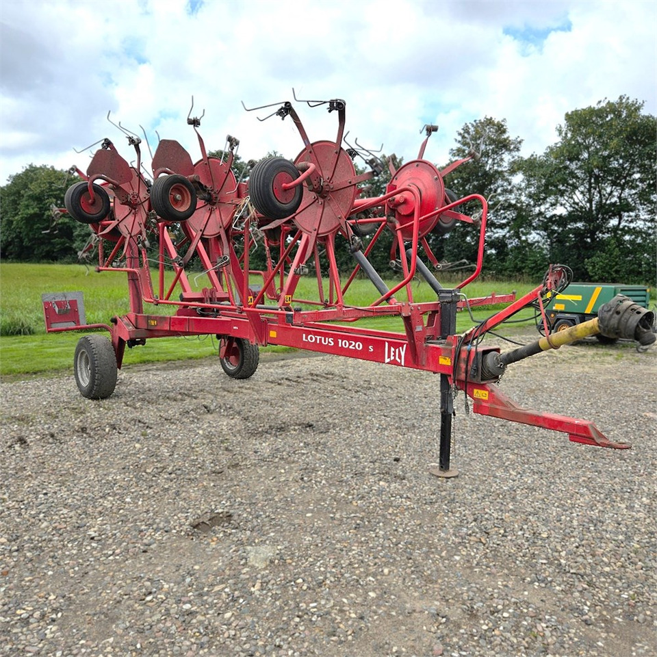 LELY Lotus 1020 s - Oprema za obračalnike: slika 1 LELY Lotus 1020 s - Oprema za obračalnike: slika 1