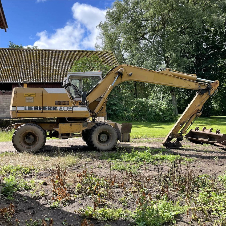 Bager na kolesih Liebherr A 902: slika 10
