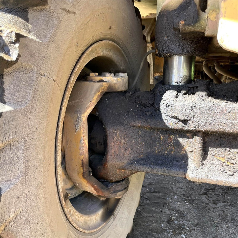Bager na kolesih Liebherr A 902: slika 50