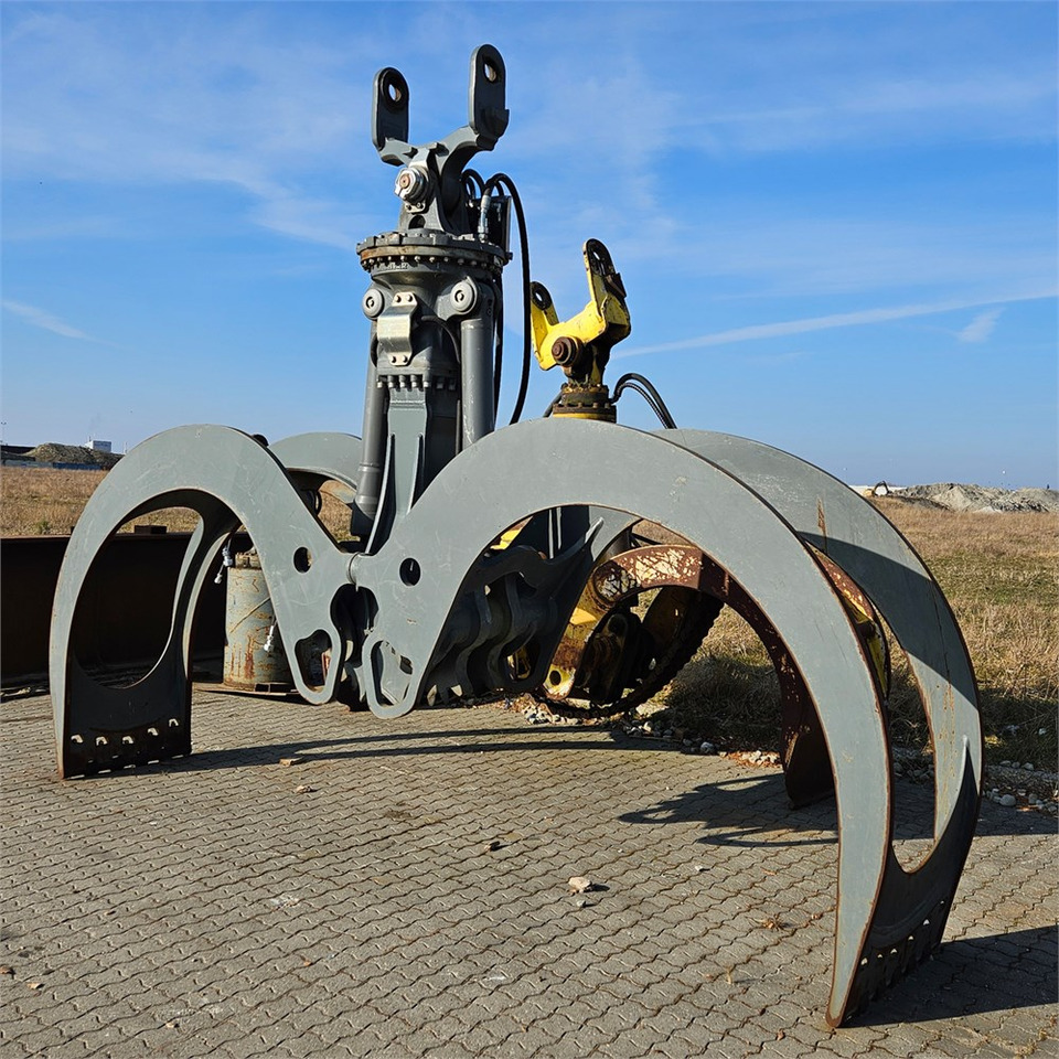 Liebherr GMH 120-1 - Bager za prekladanje primarnih/ Sekundarnih surovin: slika 3 Liebherr GMH 120-1 - Bager za prekladanje primarnih/ Sekundarnih surovin: slika 3