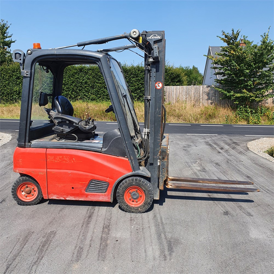 Linde H16 P-01 - Viličar: slika 2 Linde H16 P-01 - Viličar: slika 2
