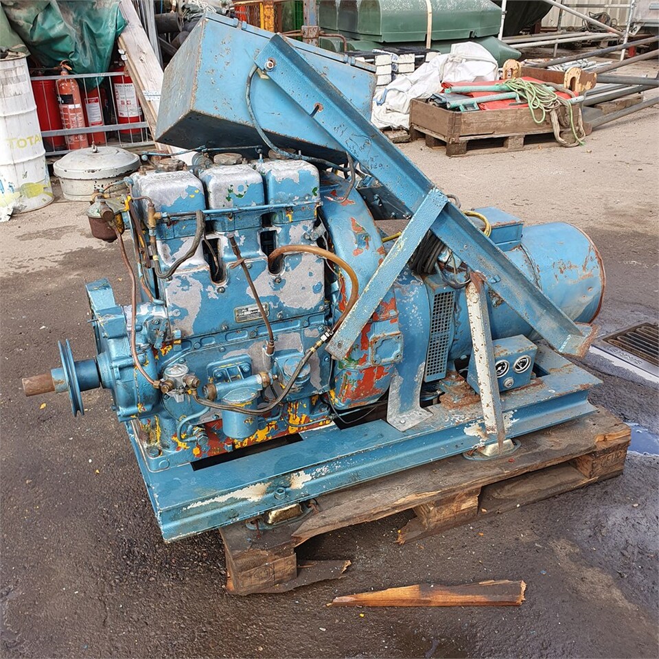 Lister 3 cyl. - Generator: slika 2 Lister 3 cyl. - Generator: slika 2
