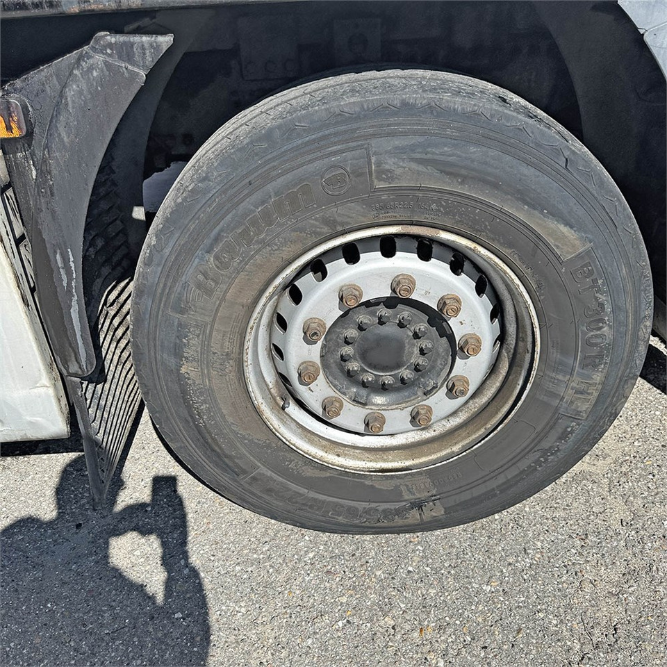 Tovornjak s kesonom, Brizgalka za bitumen MAN TG 35. 8x2-6 BL: slika 50