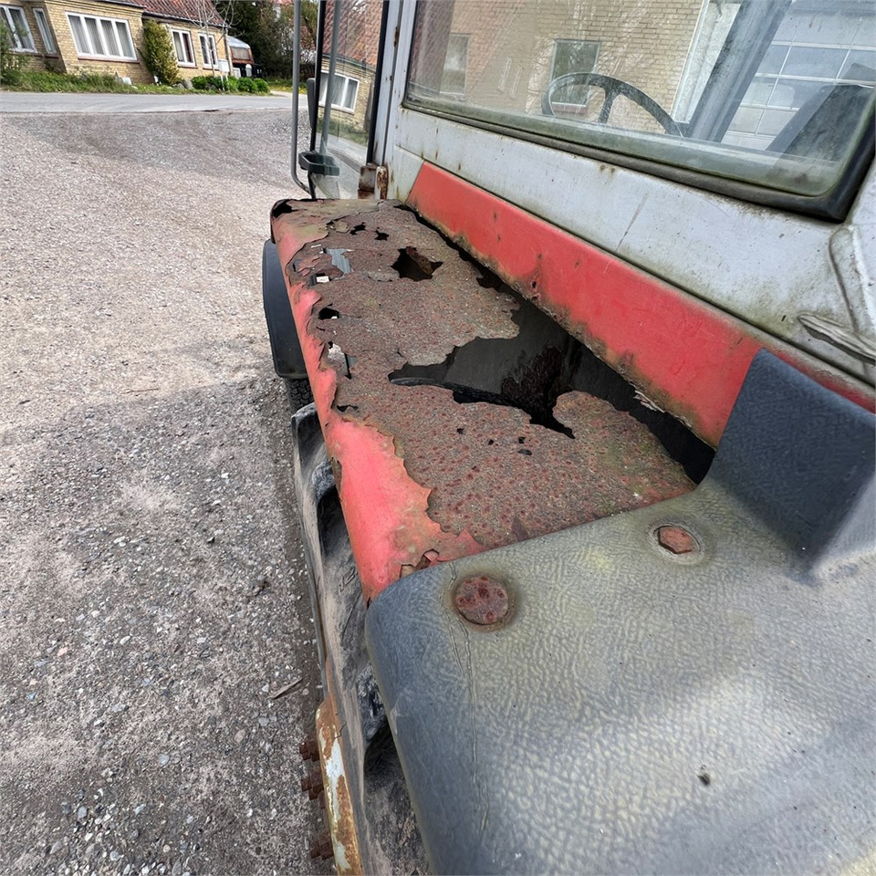 Massey Ferguson 355 lizing Massey Ferguson 355: slika 35