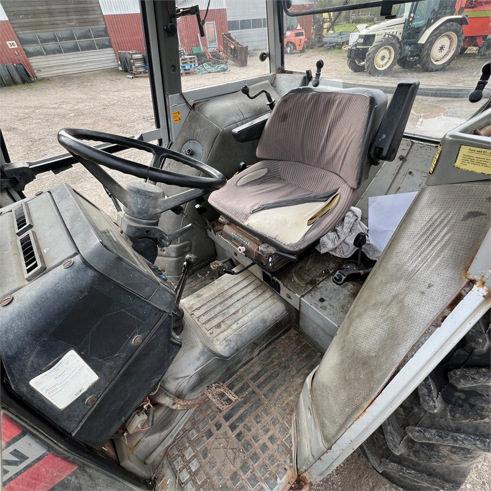 Massey Ferguson 355 lizing Massey Ferguson 355: slika 14